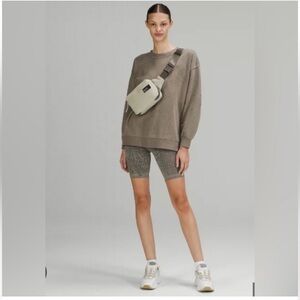 lululemon Clean Lines Belt Bag